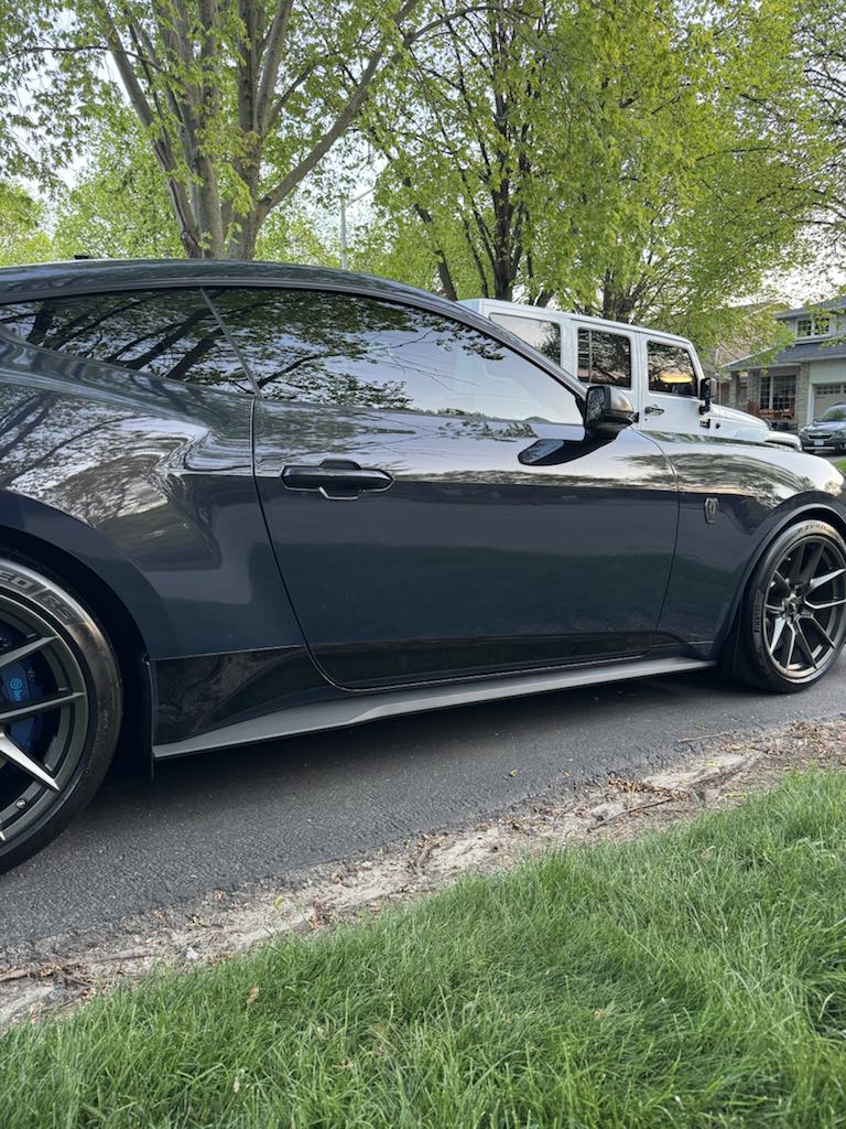 Rocker Stripes - Solid Style - 2024+ Mustang S650